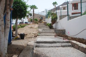 Imagen de las obras de reforma de la escalera en Puerto Rico, Mogán4