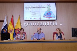 Las Palmas de Gran Canaria. 05/08/16. El consejero de Medio Ambiente del Cabildo de Gran Canaria, Juan Manuel Brito; la alcaldesa de Mogán, Onalia Bueno; y la directora general de Cultura del Gobierno canario, Aurora Moreno, presentaron hoy en rueda de prensa la 27 edición del Encuentro por Veneguera.