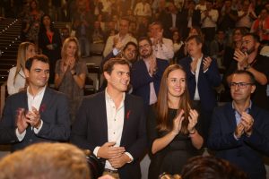 acto-albert-rivera-con-los-diputados-de-cs-en-canarias-en-tfe