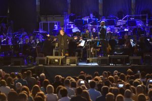 concierto-raphael-filarmanica-gran-canaria-4_g