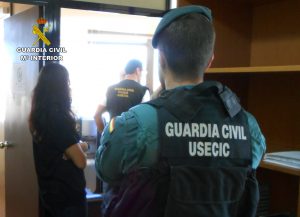 op-ropu-estafas-revista-guardia-civil-01