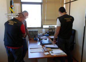 op-ropu-estafas-revista-guardia-civil-03