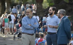 Las Palmas de Gran Canaria, 18 de noviembre de 2016. El consejero de Educación y Juventud, Miguel Montero, el consejero de Medio Ambiente, Juan Manuel Brito, y el director adjunto del Jardín Canario, Juan Manuel López, hacen balance de la semana de actividades organizadas con motivo del Día de la Infancia, que han contado con la participación de cerca de 2000 escolares a lo largo de toda la semana.CABILDO/J.PEREZ CURBELO