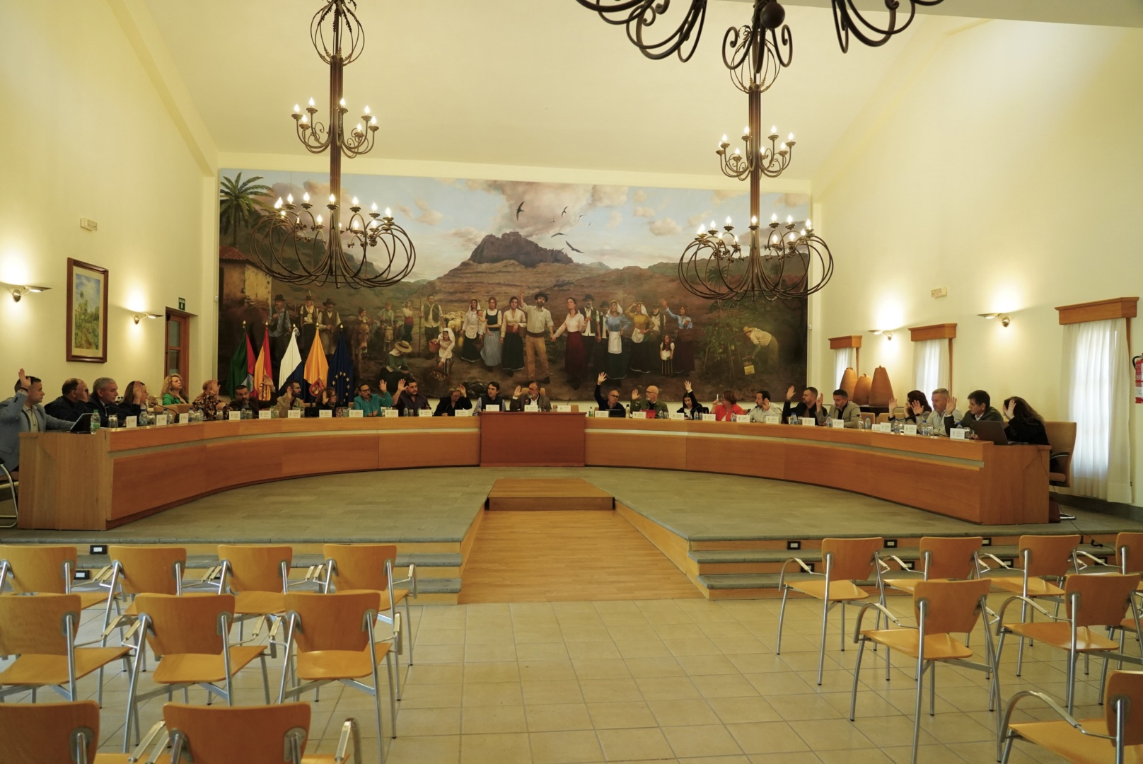 El pleno aprueba la puesta en marcha del Plan General de Santa Lucía de ...