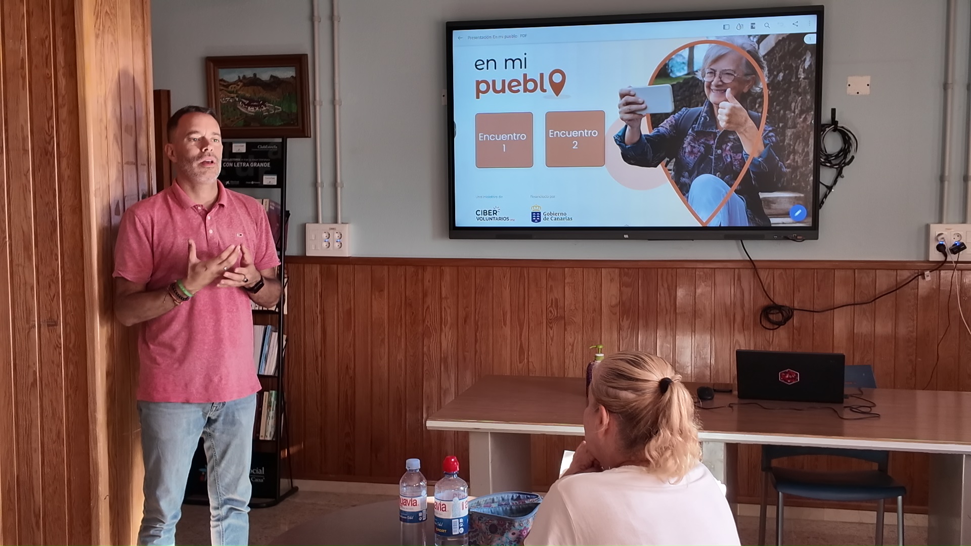 Personas mayores del municipio se adentran en el mundo digital con nuevos  talleres formativos - Digital Faro Canarias